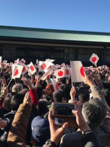 新年の一般参賀18の参加人数について 天皇陛下のお言葉とお出まし時間 出席された皇室を紹介